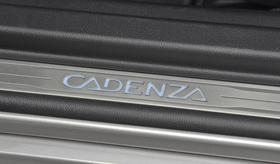  Kia Cadenza 2014 года  (фото 23 из 154)